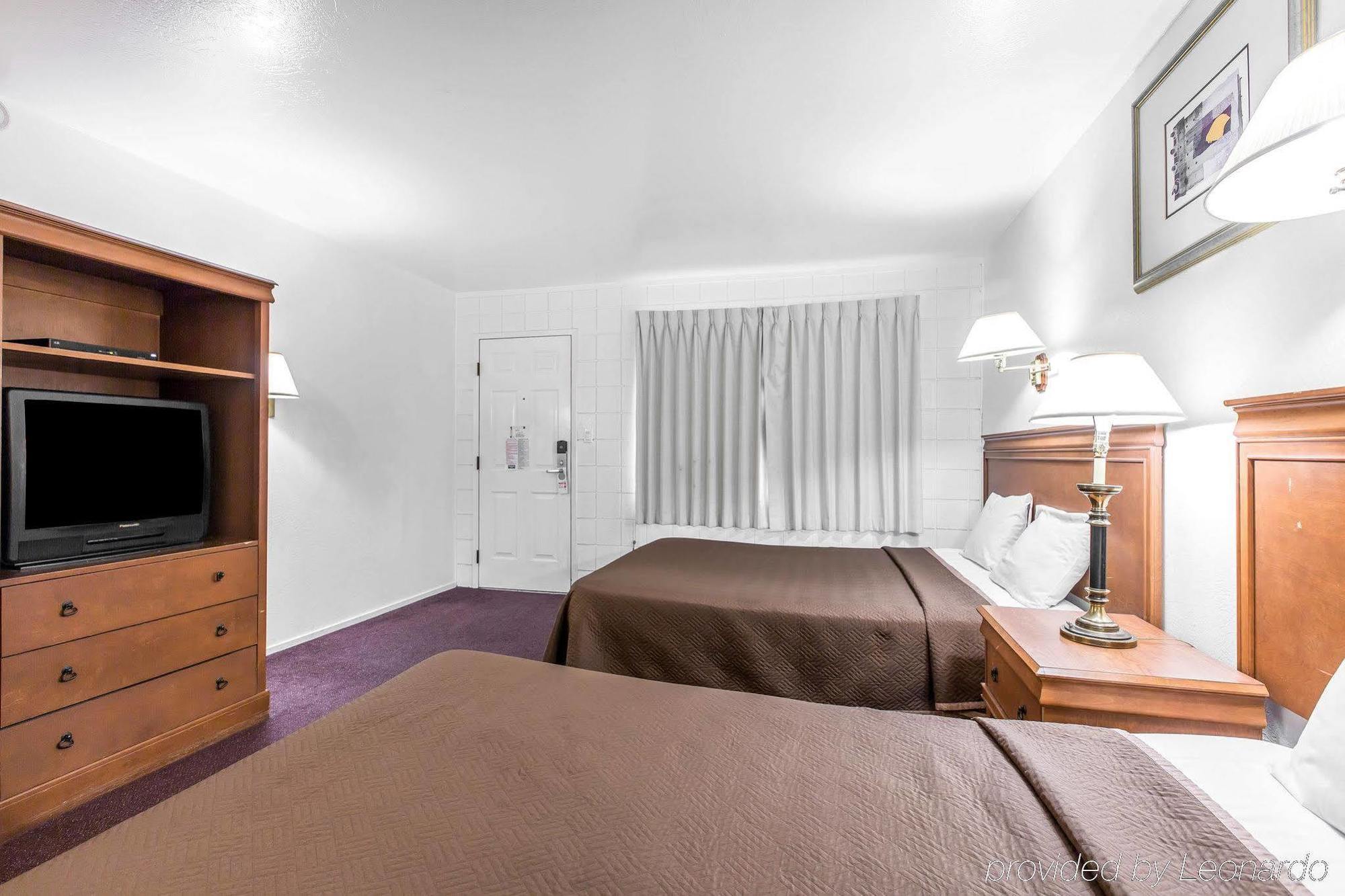 Rodeway Inn Near University-Gateway To Yosemite Μέρσεντ Εξωτερικό φωτογραφία