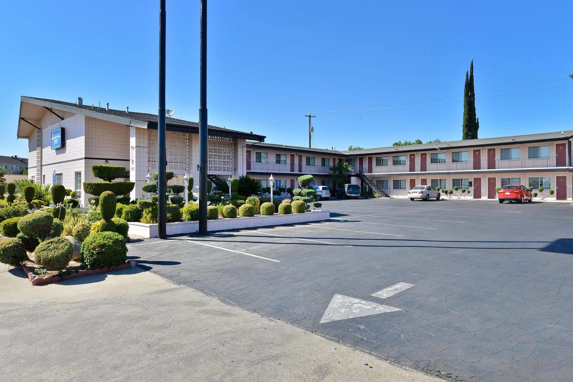 Rodeway Inn Near University-Gateway To Yosemite Μέρσεντ Εξωτερικό φωτογραφία